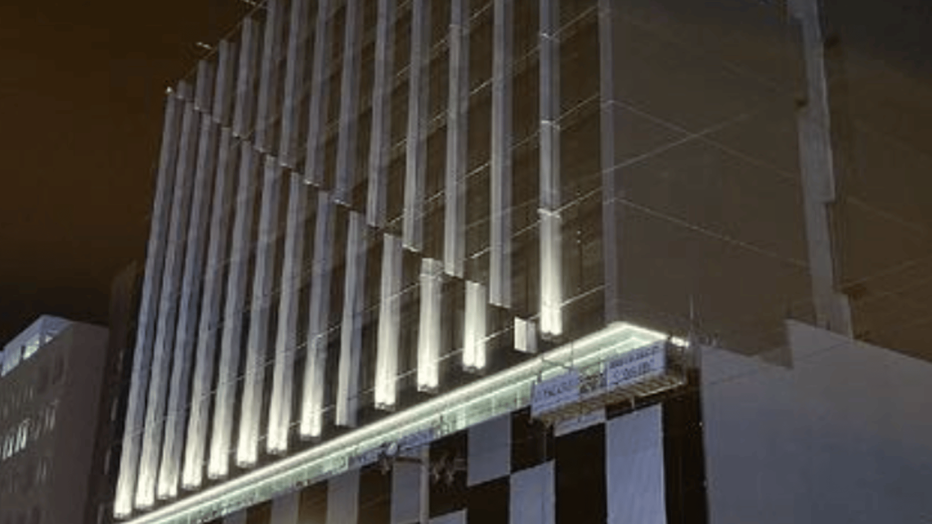 Edificio en Renta- Venta  a estrenar zona 10 - Miniatura 24