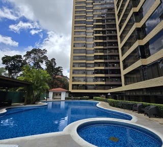 Apartamento amueblado y equipado en RENTA en la Zona 10