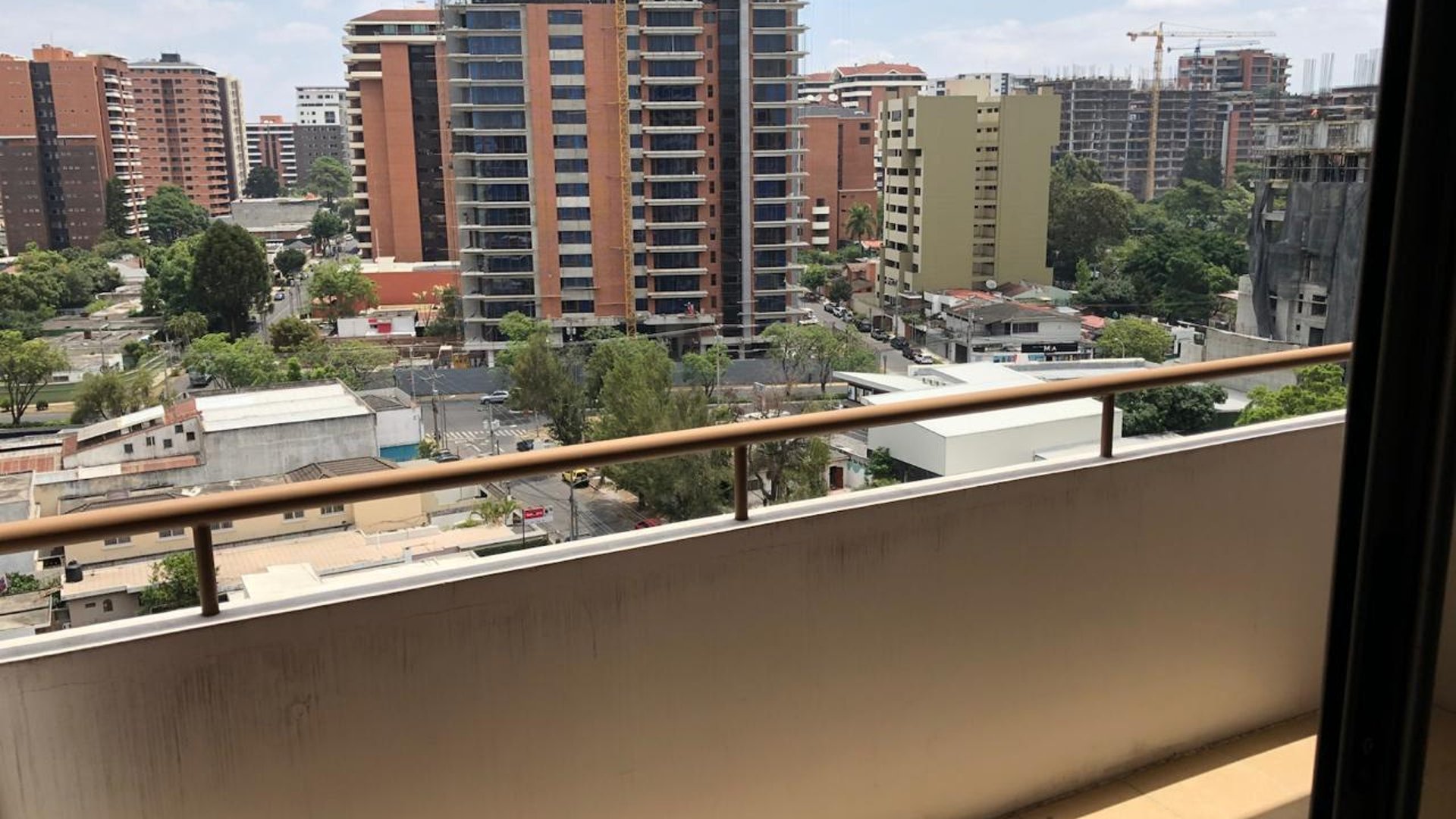 APARTAMENTO EN VENTA | TORRE QUATRO | ZONA 14