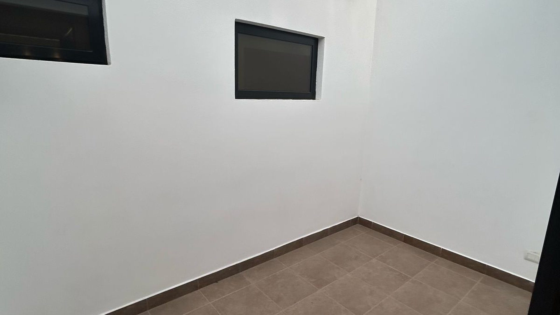 Alquiler de casa en zona 15 VH1 para oficinas ideal - Miniatura 11