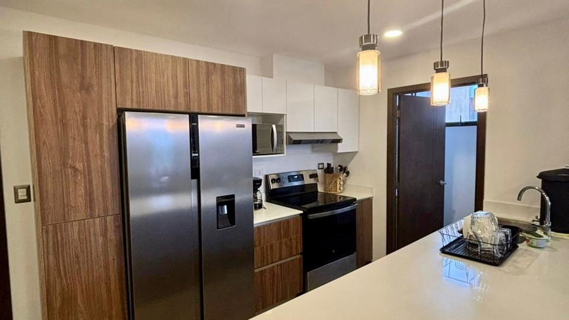 Apartamento amueblado en renta de 2 habitaciones en zona 15 Ref-5735