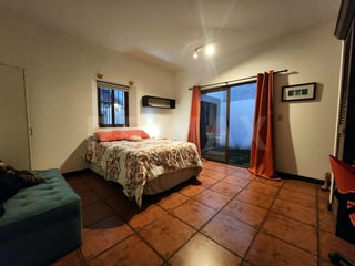Hermosa casa de esquina en venta, castilla de Belen. - 4