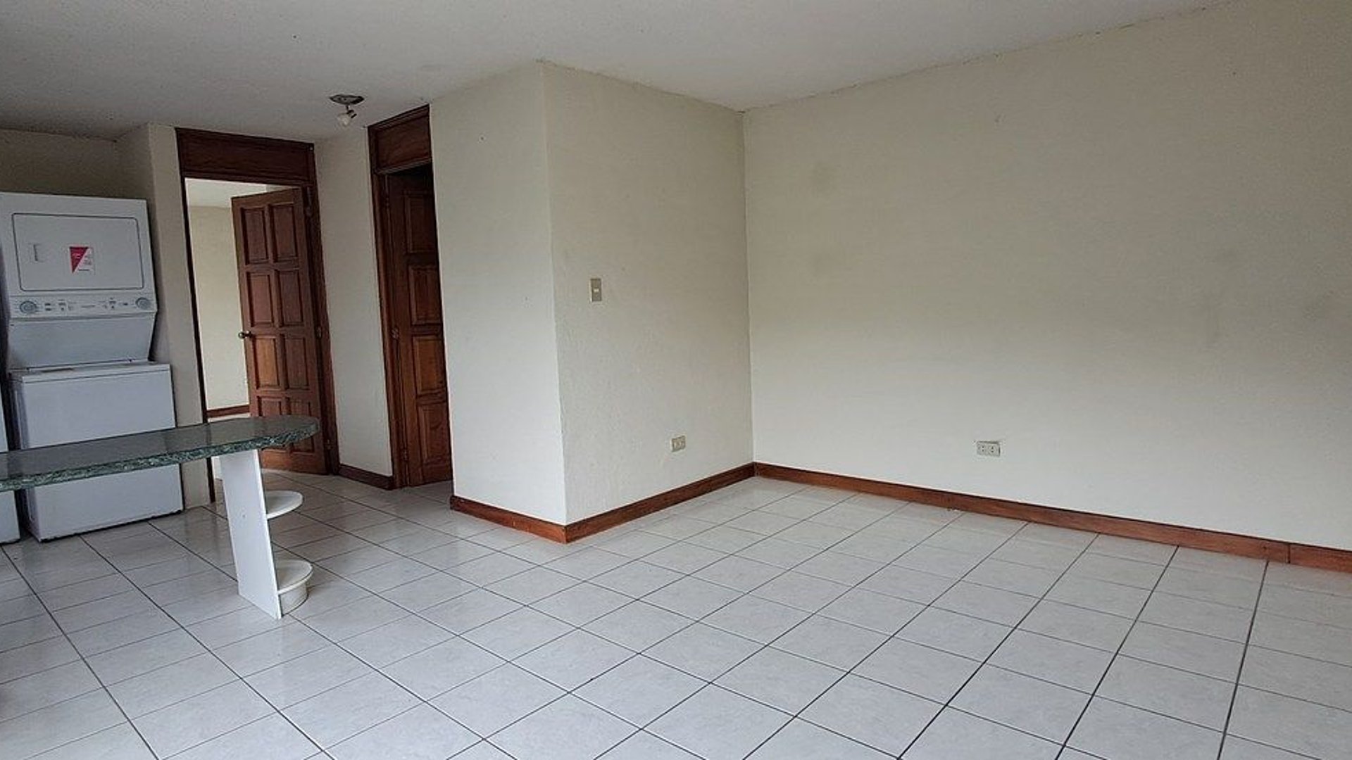 Apartamento en ALQUILER en zona 16