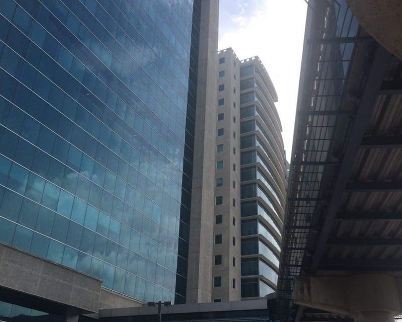 Oficina en alquiler, zona Pradera