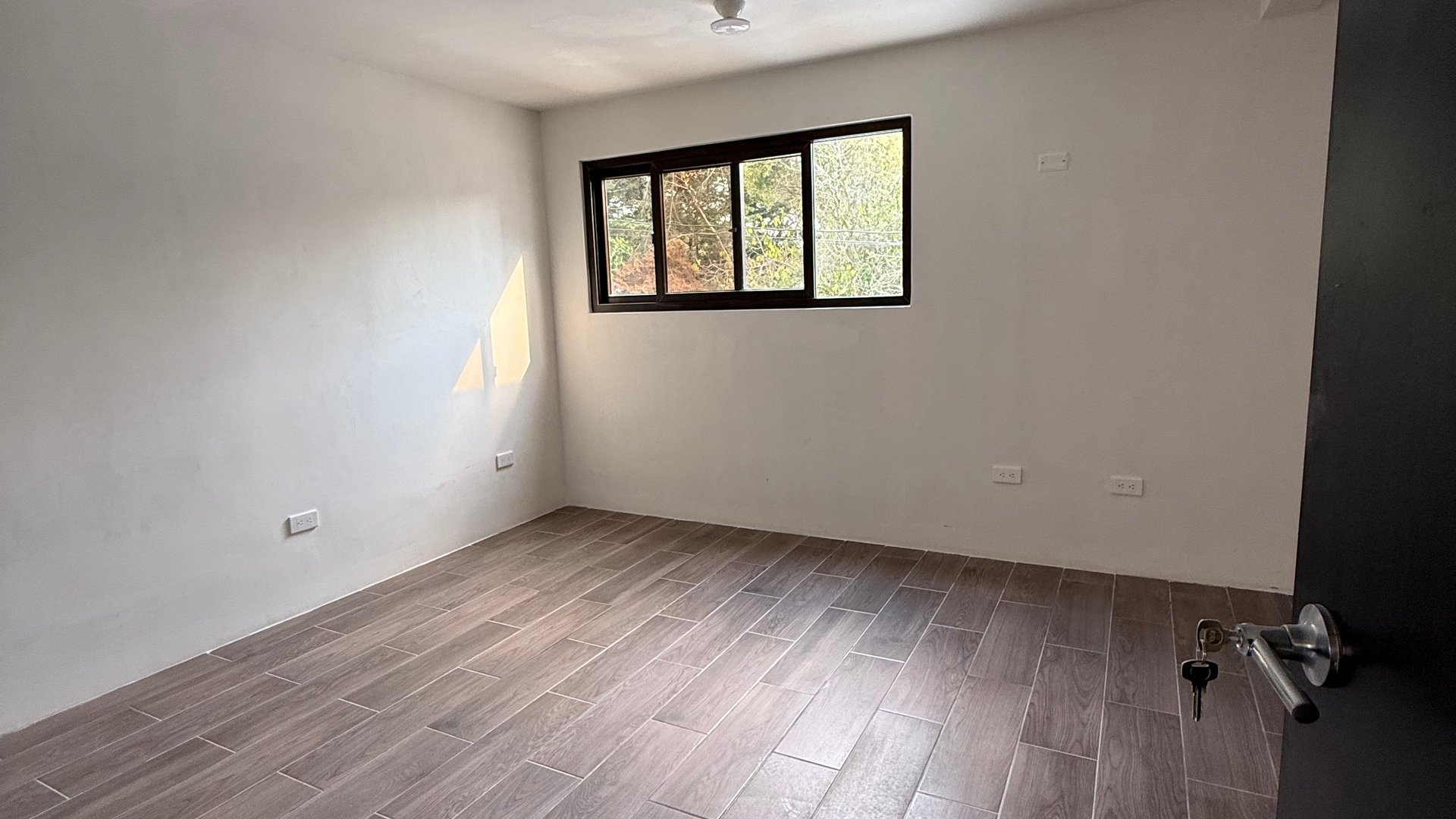 Casa Nueva en Venta o Renta – Valle Real (San Lucas Sacatepéquez) - Miniatura 5