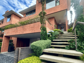 VENTA DE HERMOSA CASA - RES. CONCEPCIÓN, KM 15 CES  - 2