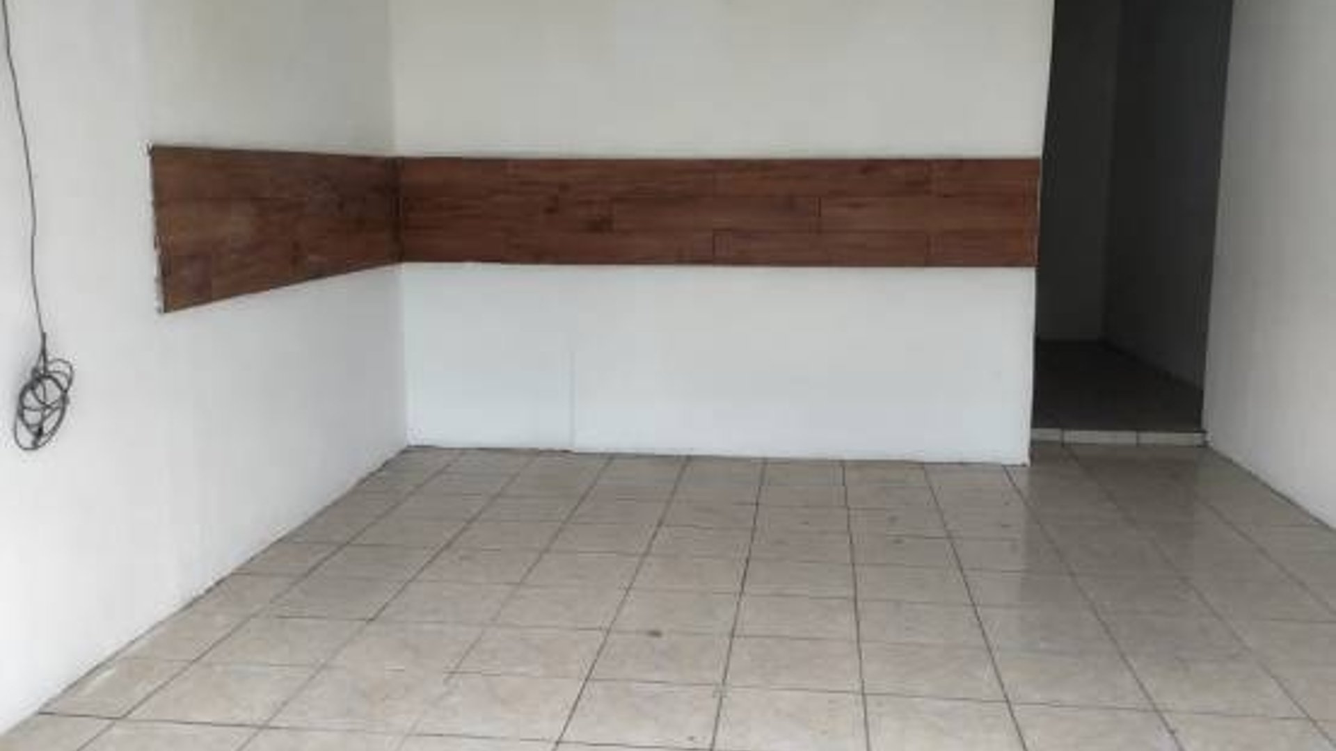 Local en Renta, Zona 07 (R10424) - Image 1