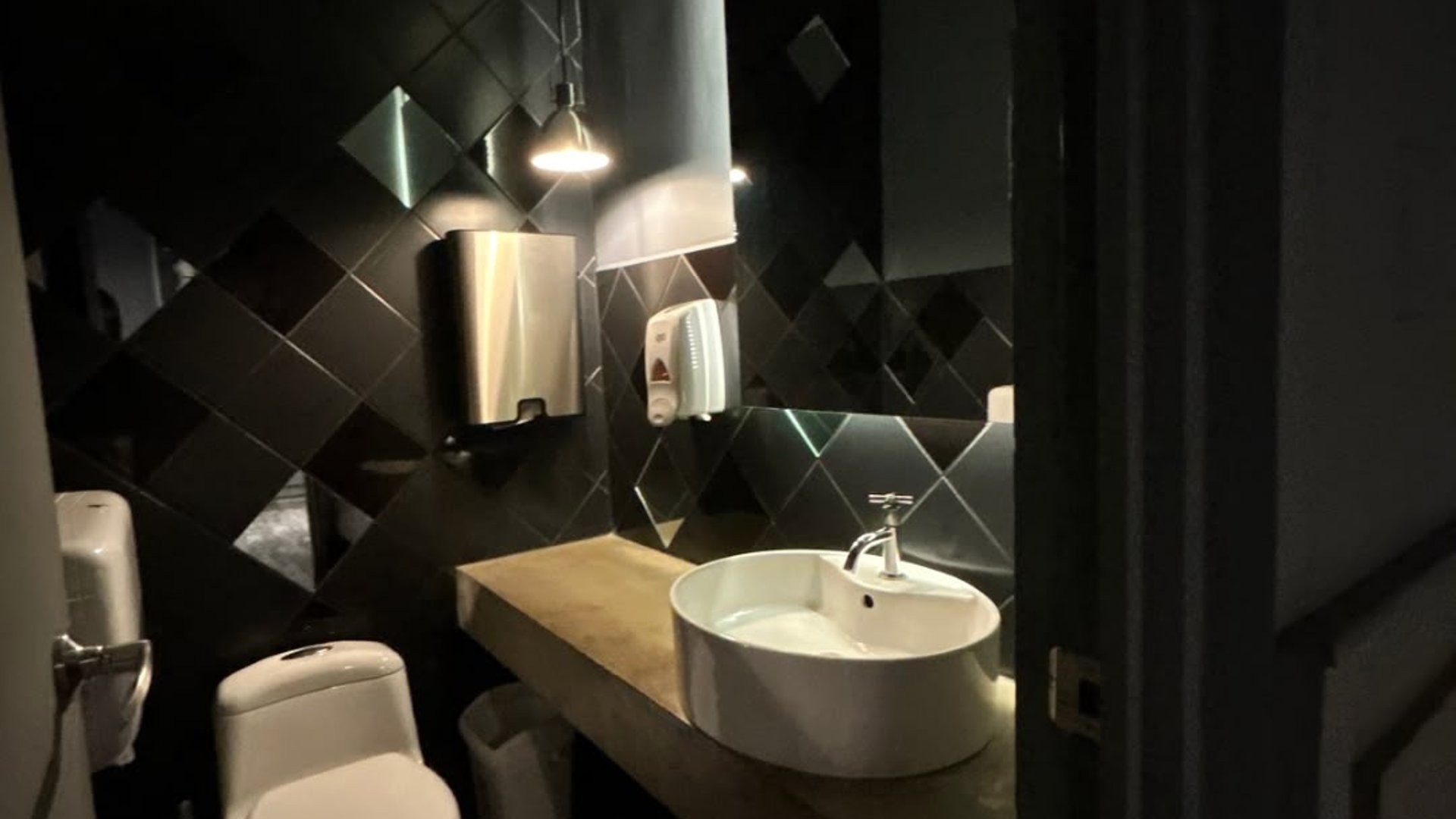 Apartamento en renta Amueblado en zona 14 - Miniatura 7