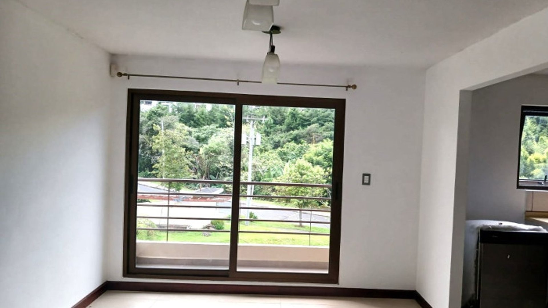 Casa moderna en renta en area exclusiva - Miniatura 7