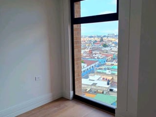 Alquilo Lindo Apartamento en Edificio Céntrico z5 - 4