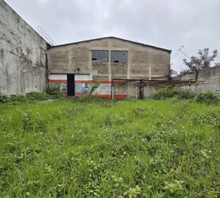 Terreno Comercial en Venta Calzada San Juan Zona 7