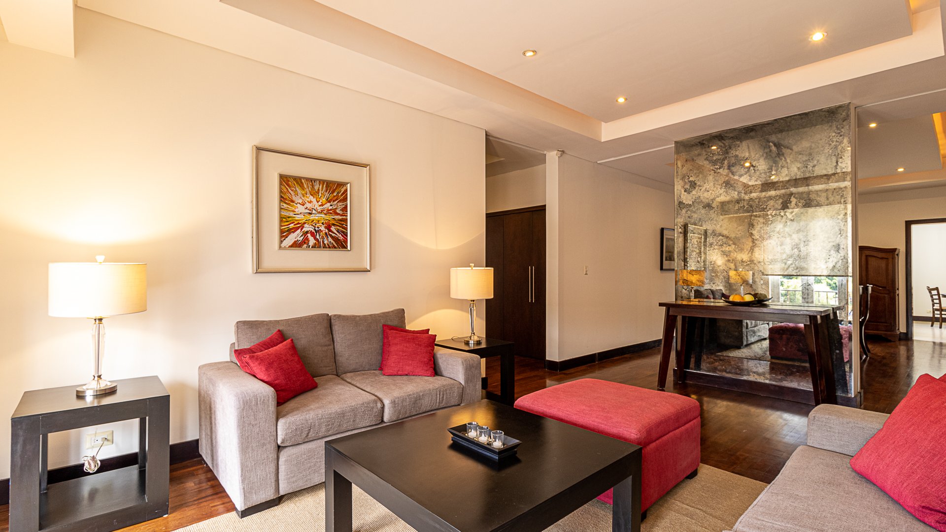 Apartamento amueblado en alquiler, Edificio Quinta Avenida zona 14