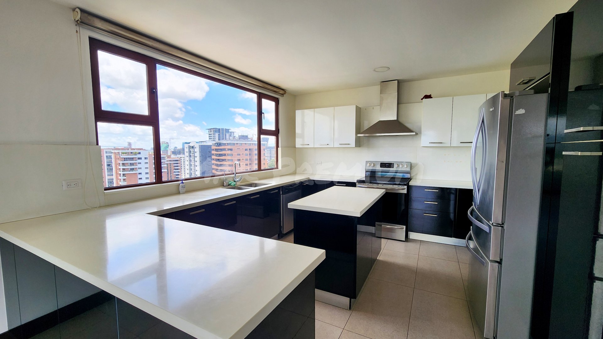 Venta San Patricio 2 z14 Penthouse con increíble vista - Miniatura 4