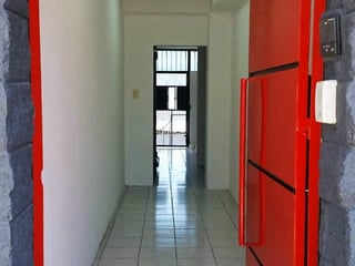 EDIFICIO PARA OFICINAS O USO COMERCIA EN VENTA ZONA 5 - Image 1