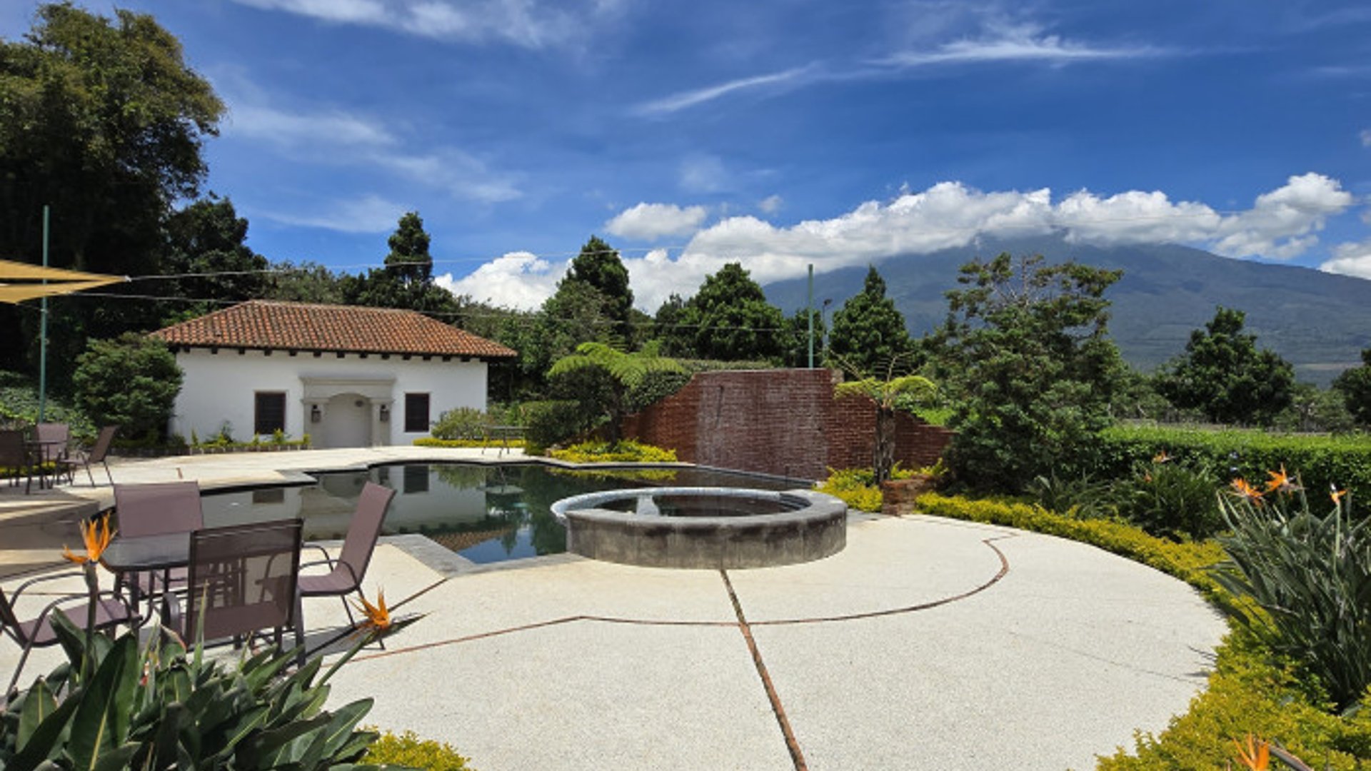 Lujosa Casa en venta cercana Antigua Guatemala - Miniatura 3