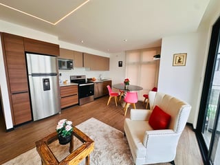 APARTAMENTO EN RENTA EDIF. IQ 10, ZONA 10 - 2