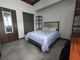 Apartamento en Venta en zona 2 Simeón Cañas - 2