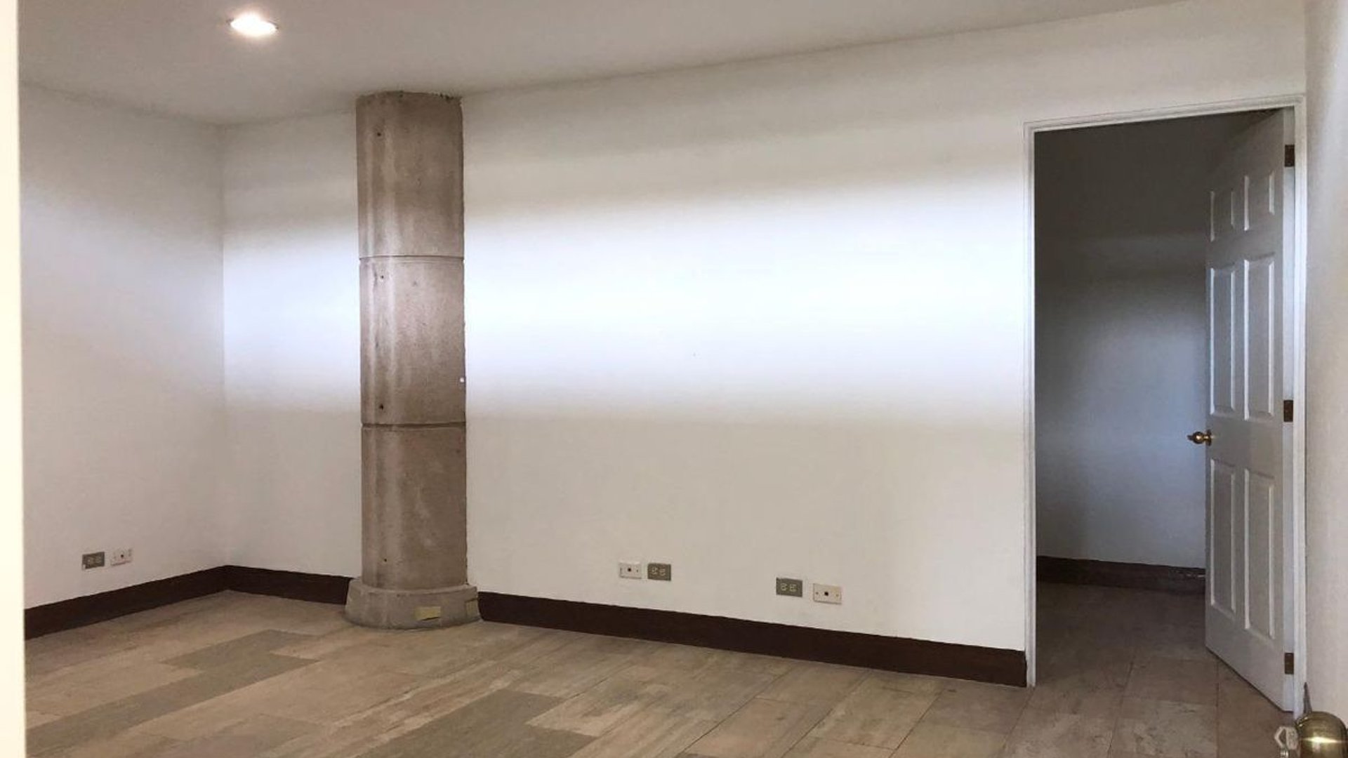 Edificio en ALQUILER en zona 10 - Miniatura 13