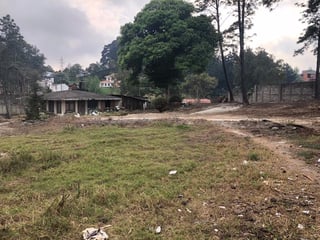 Alquiler de terreno al lado de edificio scena, CES - 4