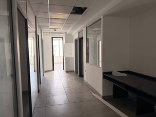 Oficina en Alquiler / Venta Edificio Europlaza, zona 14 - 3