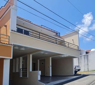 Casa en VENTA en Hacienda las viñas km 18 Carretera a lo de Dieguez