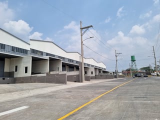 Bodega en alquiler en km. 62 autopista Puerto Quetzal - Image 12
