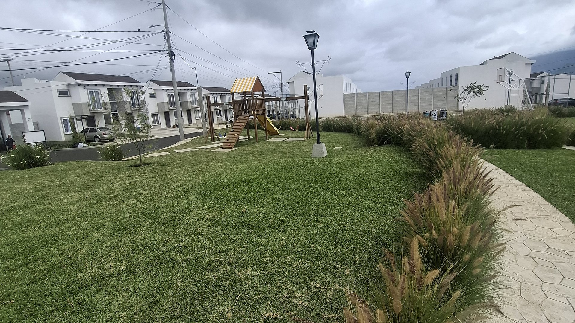 En Venta Casa Condominio Residencial Condado Florenza