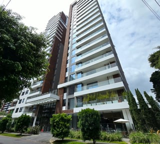 RENTA Apartamento Zona 14 Edificio Echo 