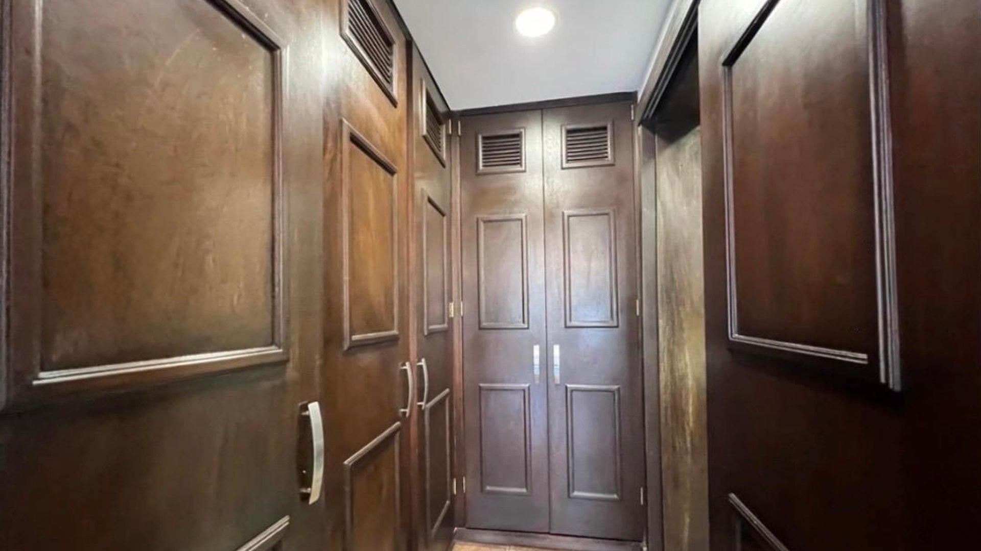 Apartamento en Alquiler Edificio La Barranca, zona 15 VH1 - Miniatura 17
