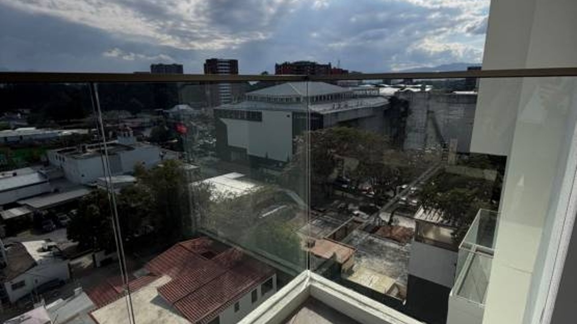 Apartamento en Renta, Zona 10 (R10304) - Miniatura 6