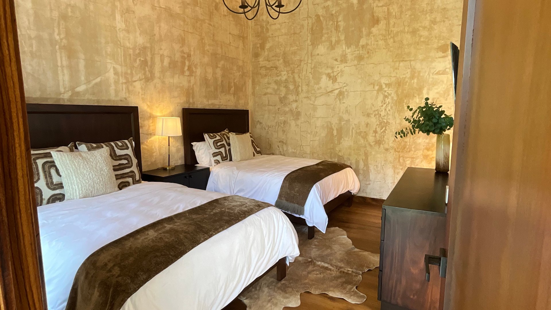 CASA EN VENTA EN EXCLUSIVO CONDOMINIO AL INGRESO DE ANTIGUA G - Miniatura 19