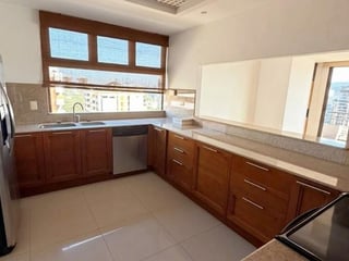 Apartamento con gimnasio en renta - 2 habitaciones en zona 10 Ref-5779 - 2