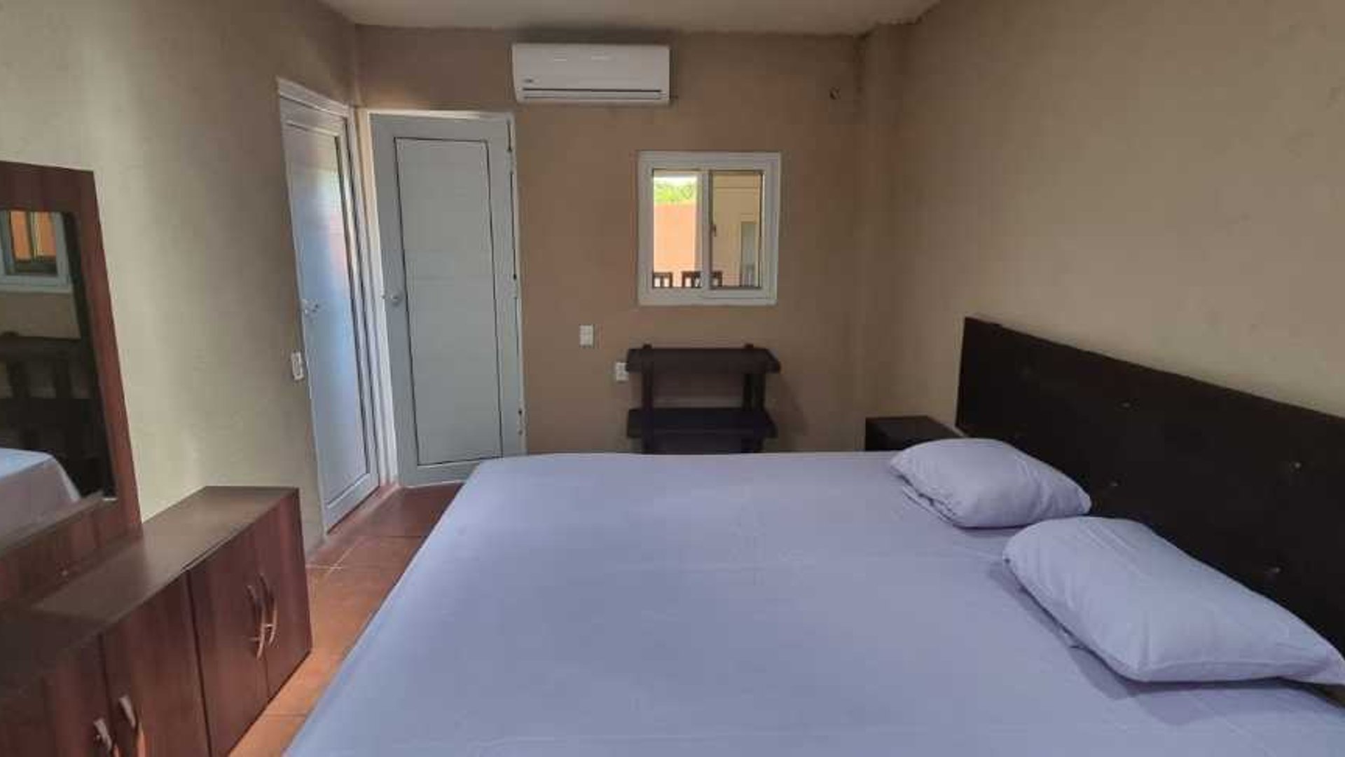 Vendo casa en Monterrico - Miniatura 7