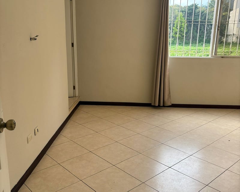 Casa Km. 24.5 3 habitaciones 3 parqueos Ref-5913