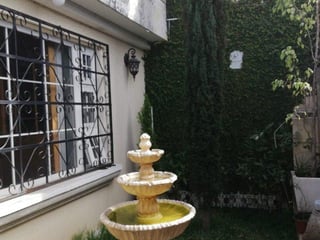 Casa en Venta en Condominio Valle del Sol Zona 4 Mixco - Image 1