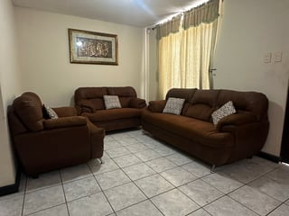 Rental House 5 Bedrooms, Balcones de San Cristóbal, Mixco - Image 4