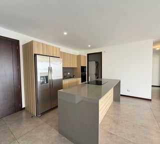 Apartamento en Renta – Albero San Lázaro, Zona 15
