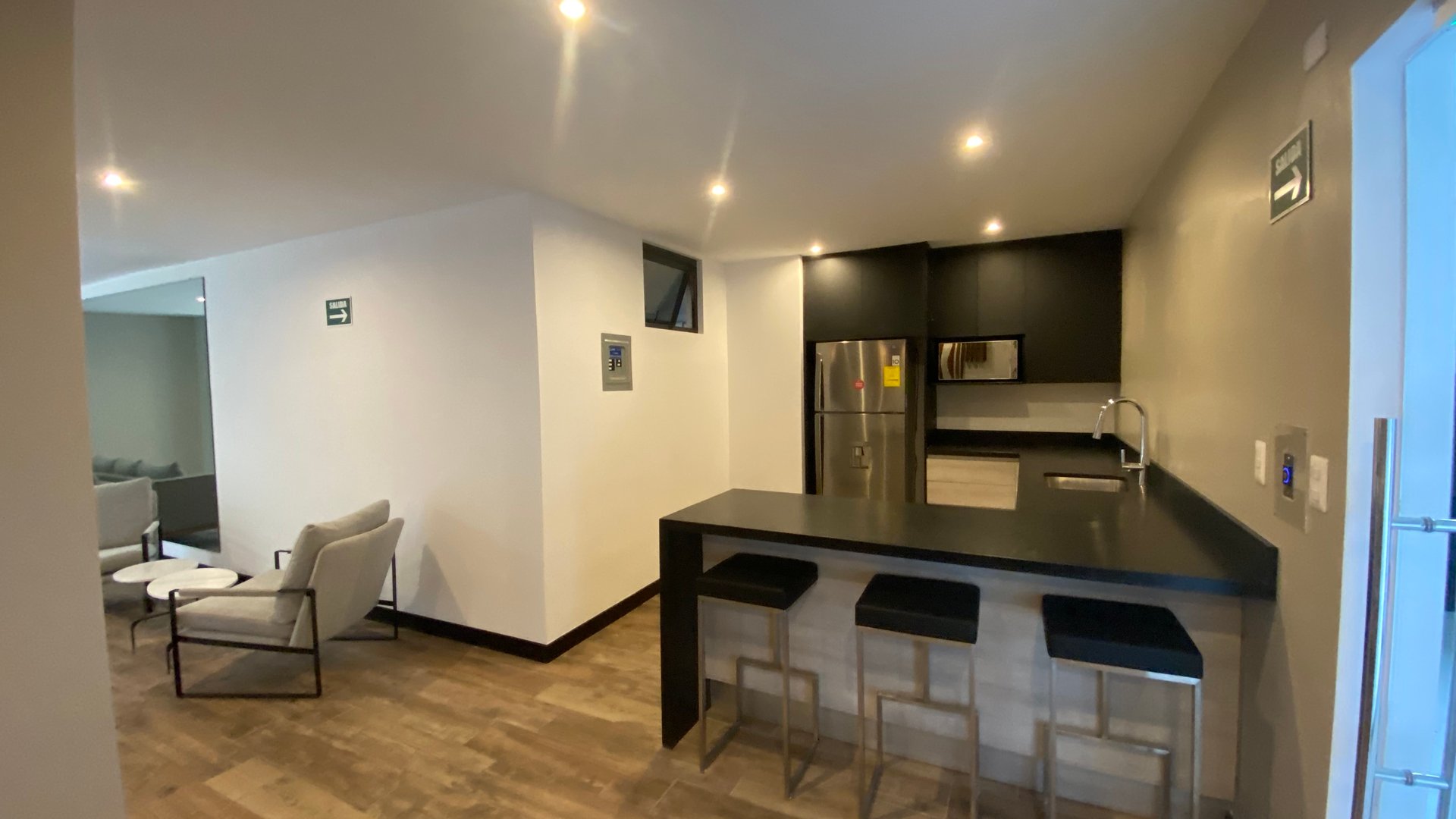 Amplio apartamento en venta zona 16 - Miniatura 17