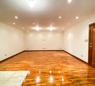 Apartamento en Alquiler Edificio Casa Alhambra, zona 15 VHI