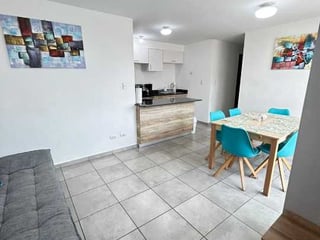 Vendo Lindo Apartamento en Edificio Uno Uno zona 11 - 2