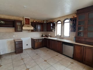 Venta y renta, Villa Italiana en la Foresta, Fraijanes. - Image 21