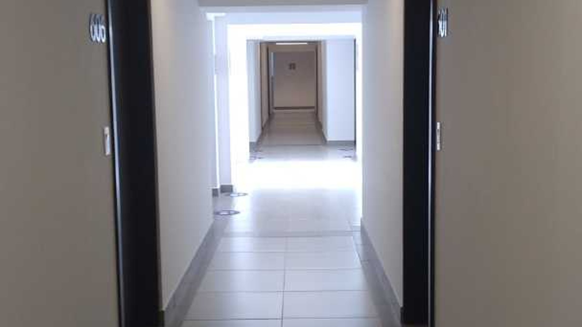 Rento apartamento nuevo Torre Asunción Sur, Zona 5 - Miniatura 9