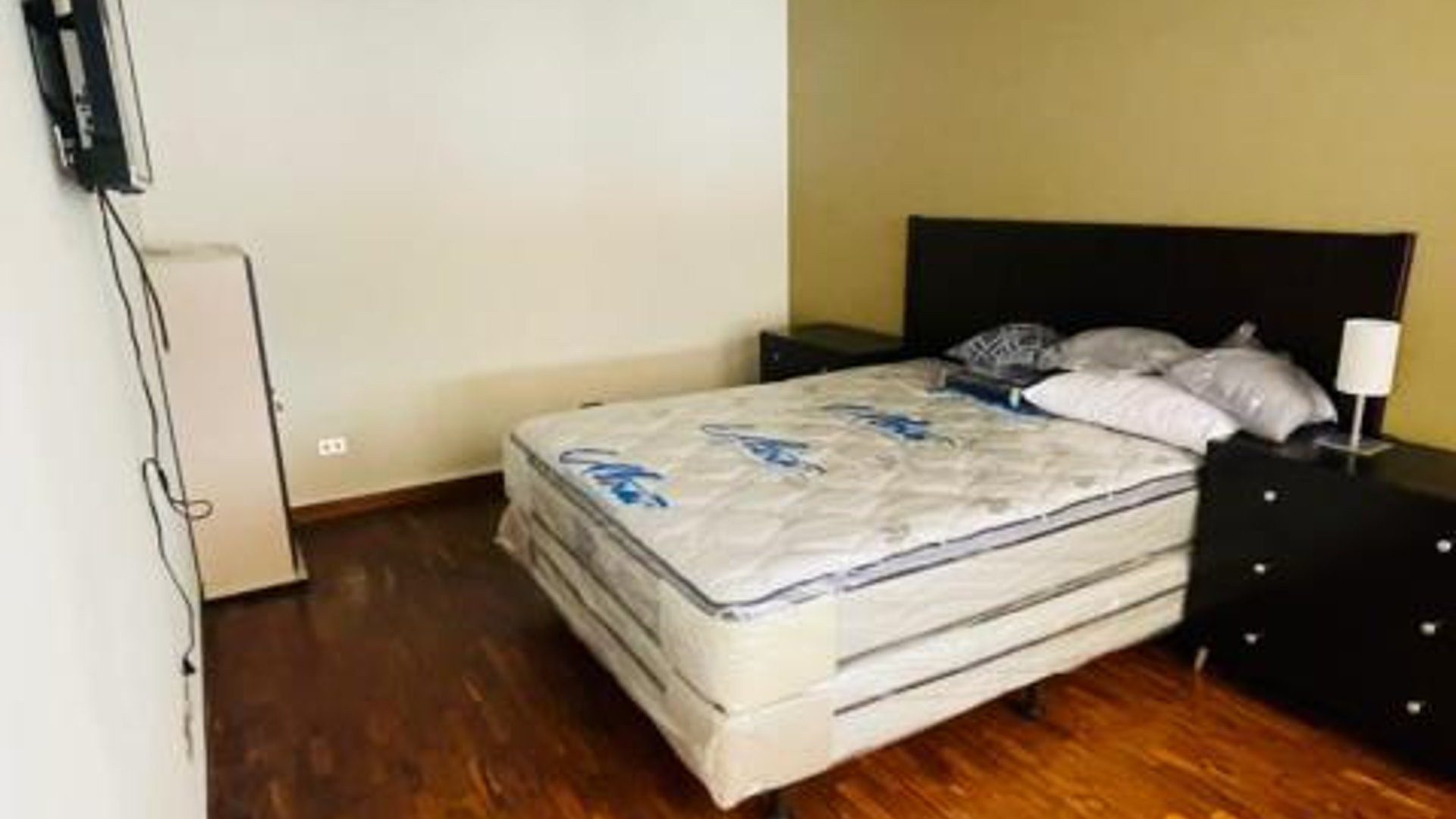 ALQUILER DE AMPLIA CASA PARA VIVIENDA U OFICINA - ZONA 04 - Miniatura 5