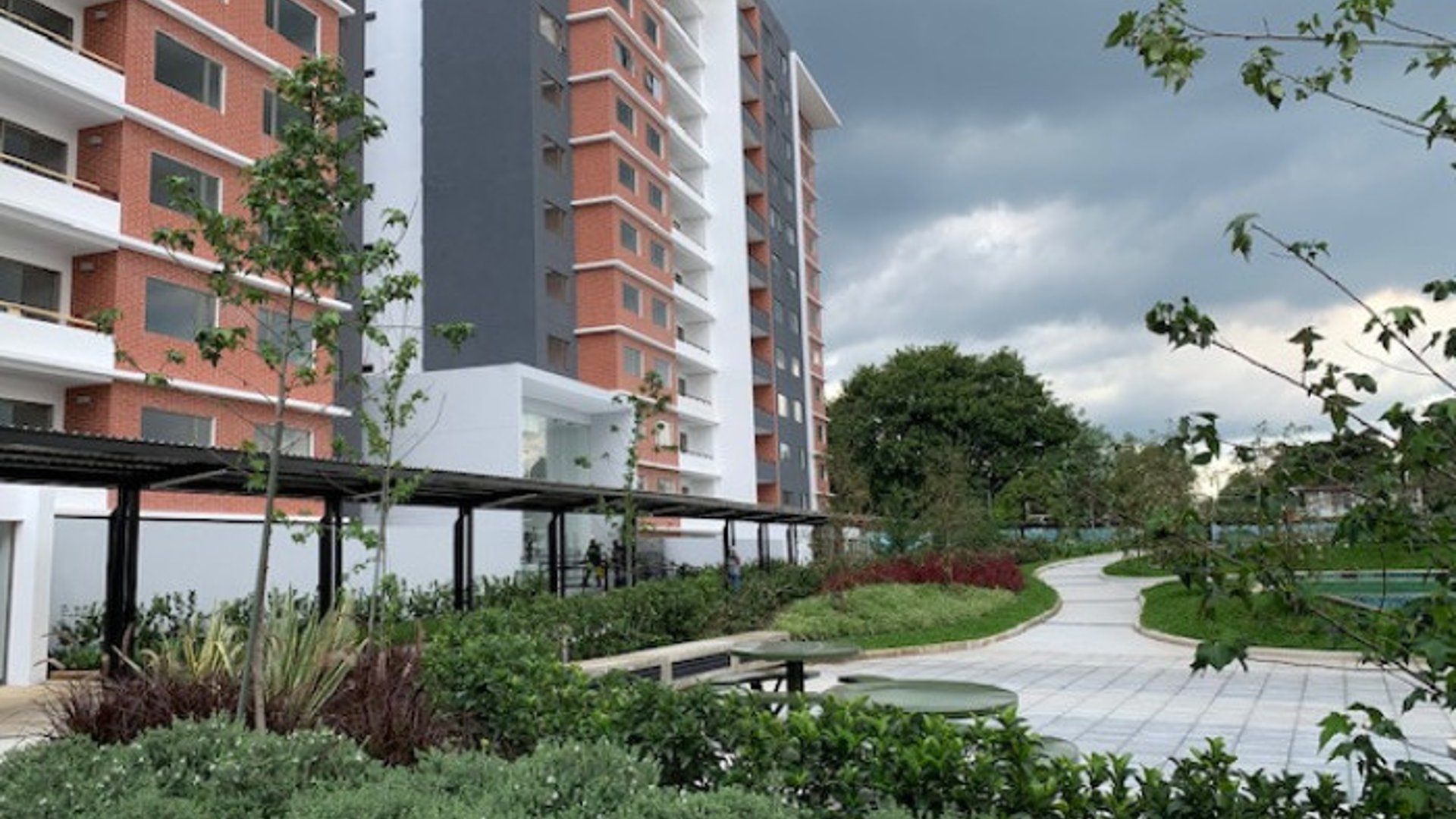 Apartamento en renta en Segheria zona 14 La Villa