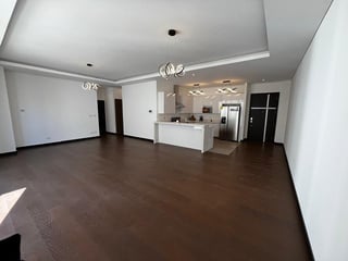 Apartamento en ALQUILER en Cayala - Image 3