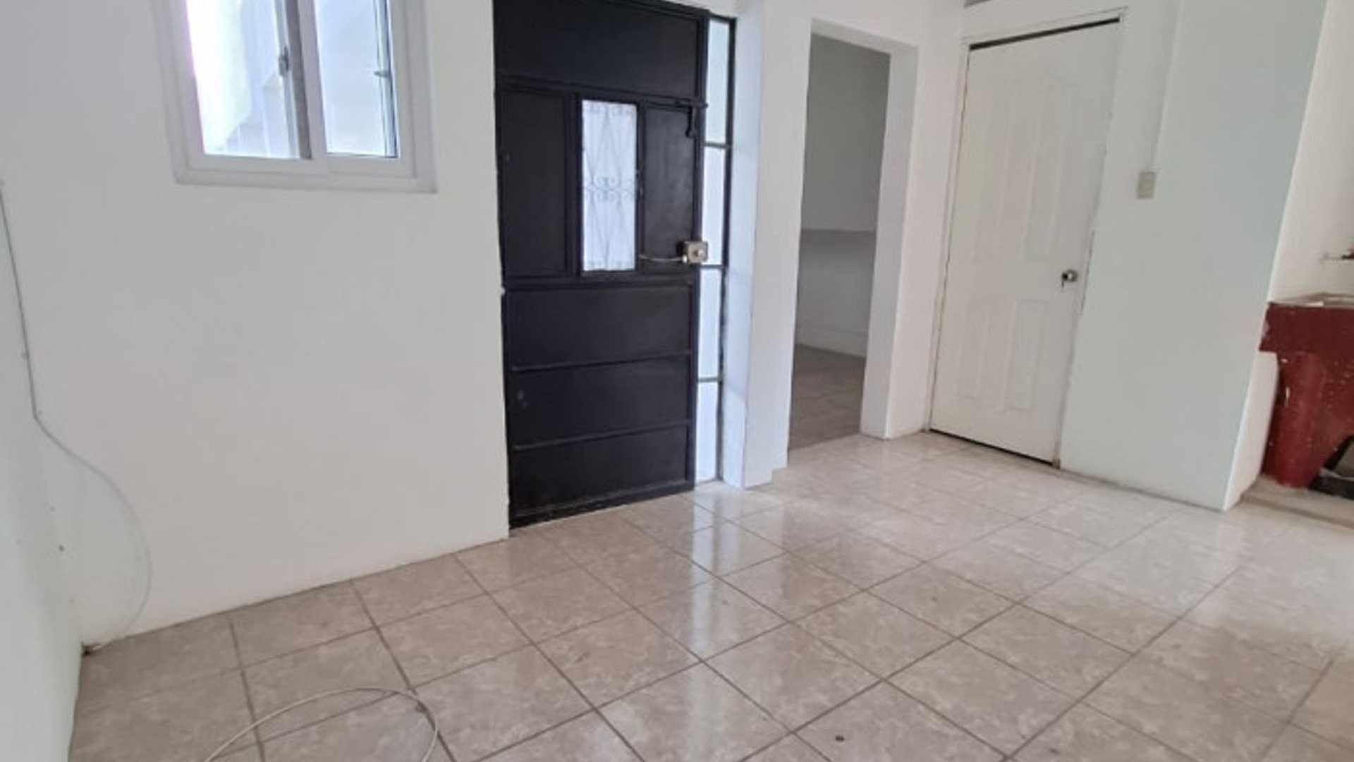 En venta edificio con 7 apartamentos en Zona 7 - Miniatura 11