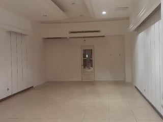 Local en Alquiler / Venta Centro Comercial La Pradera, zona 10 - 3