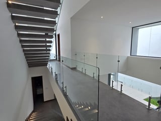 En venta exclusiva casa el Pulte Zona 16 Guatemala - Image 2