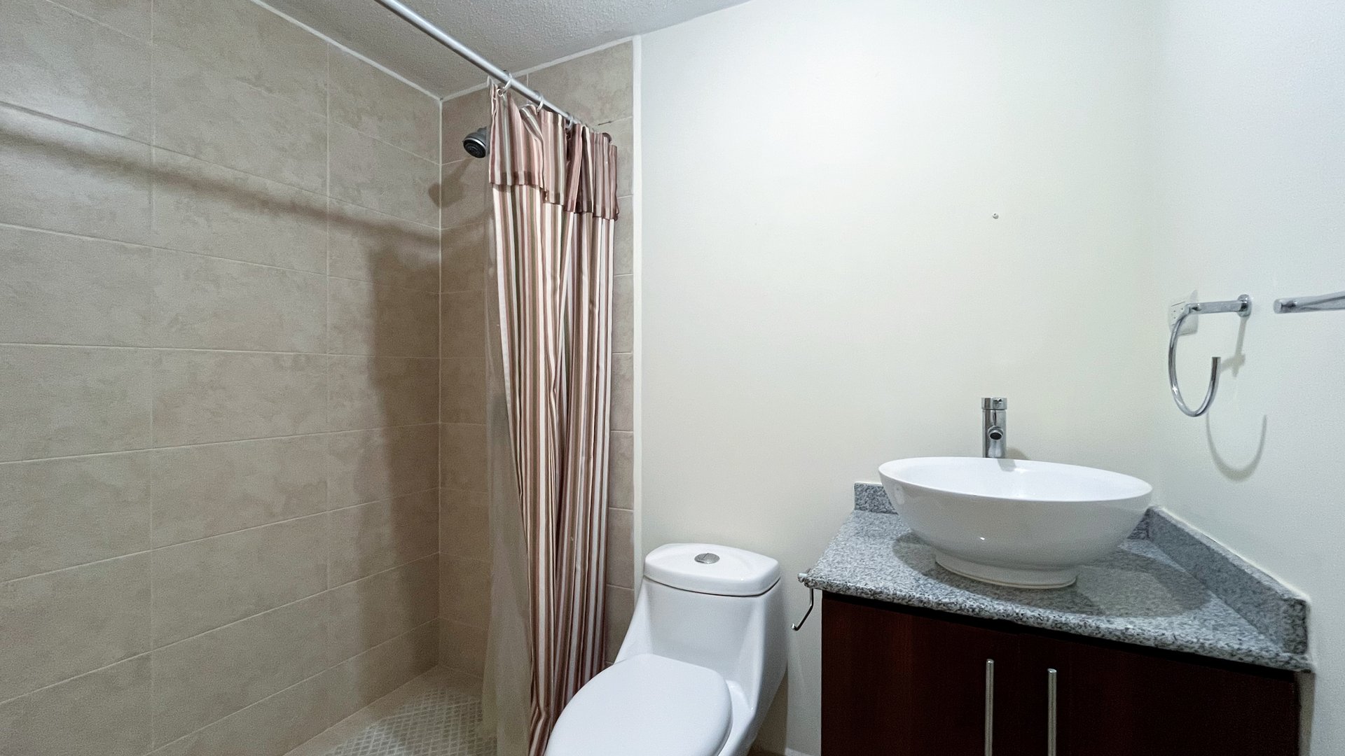 Apartamento en renta o venta en Pasaje Español CAES Km16.5 - Miniatura 6