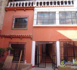 Casa grande en venta en Las Victorias, Jocotenango.